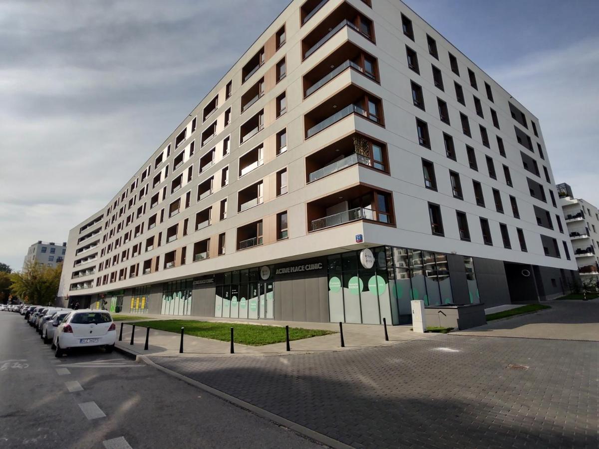 Uroczy Apartament Z Miejscem Na Auto W Garazu Apartamento Varsóvia Exterior foto