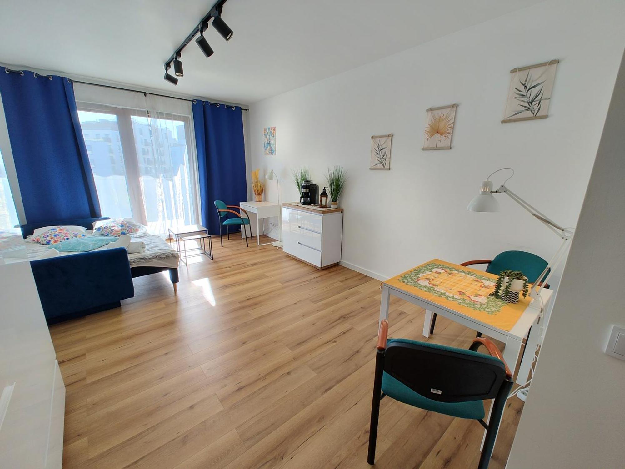 Uroczy Apartament Z Miejscem Na Auto W Garazu Apartamento Varsóvia Exterior foto